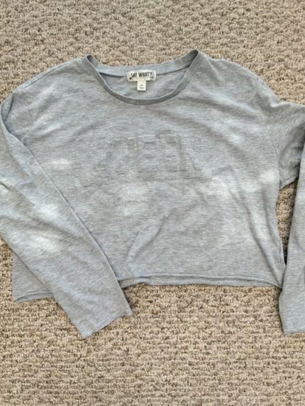 Say What Hidden Queen Cropped top long sleeve Gray XL Casual